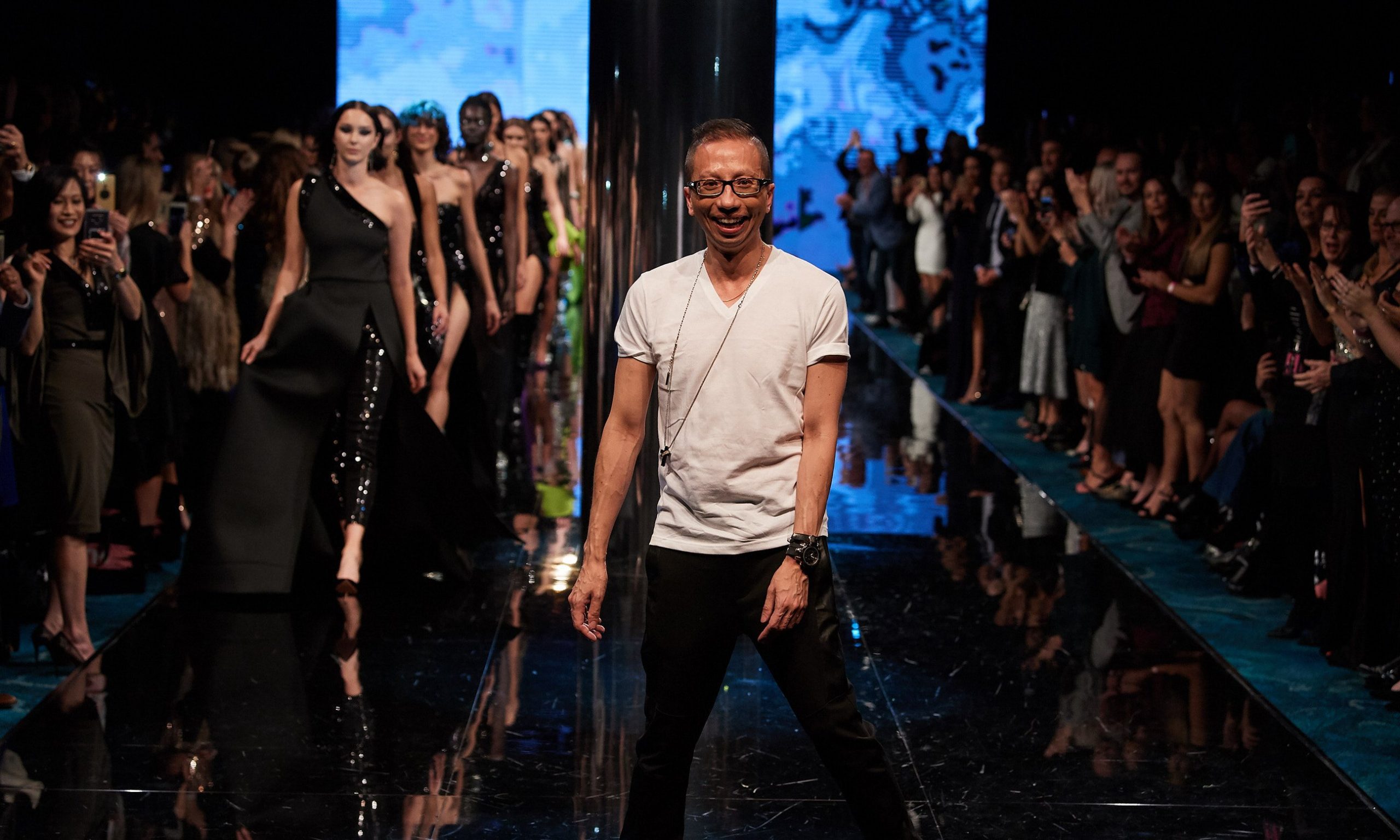 Designer Alvin Fernadez takes a bow on the ae'lkemi Runway at TPFF