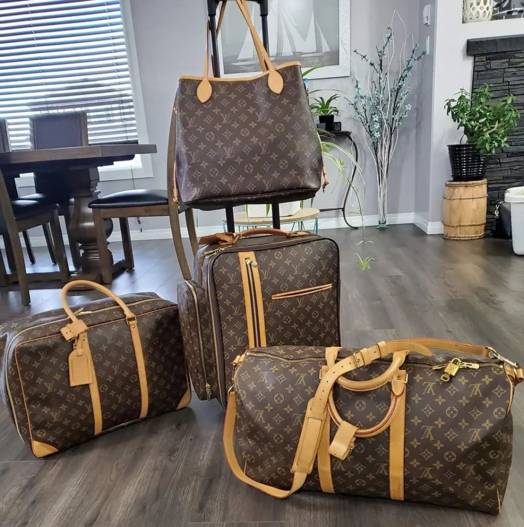 Tips on buying your first designer bag | Louis Vuitton, Saint Laurent,  Gucci, Prada under $1500 - YouTube